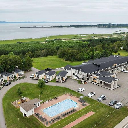 Days Inn By Wyndham Ривьер-дю-Лу Экстерьер фото